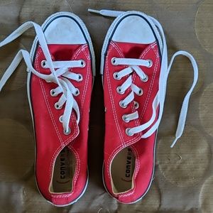 Red converse